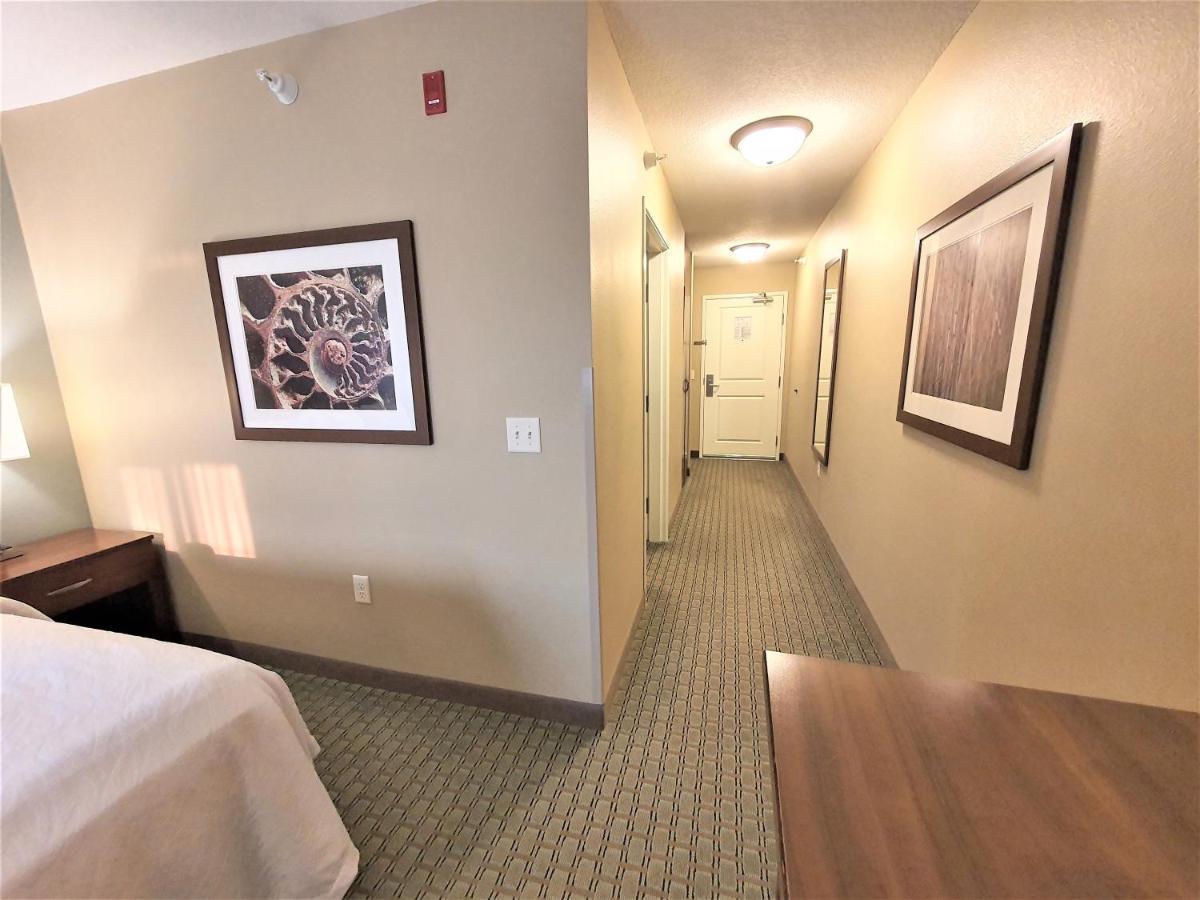 Amerivu Inn And Suites - Chisago City Luaran gambar